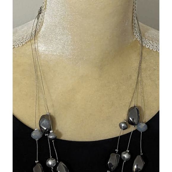 Chico's smoky gray white delicate 3 strand necklace 22" - Picture 4 of 4